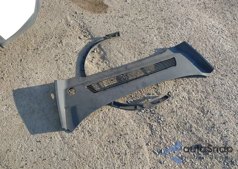 2023 Tesla Model Y Awd/Long Range Dual Motor All-Wheel Drive из США, поврежденный, VIN 7SAYGDEE3PF817097